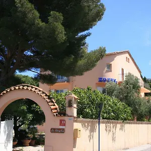 Hotel La Pergola, Cavalaire-sur-Mer
